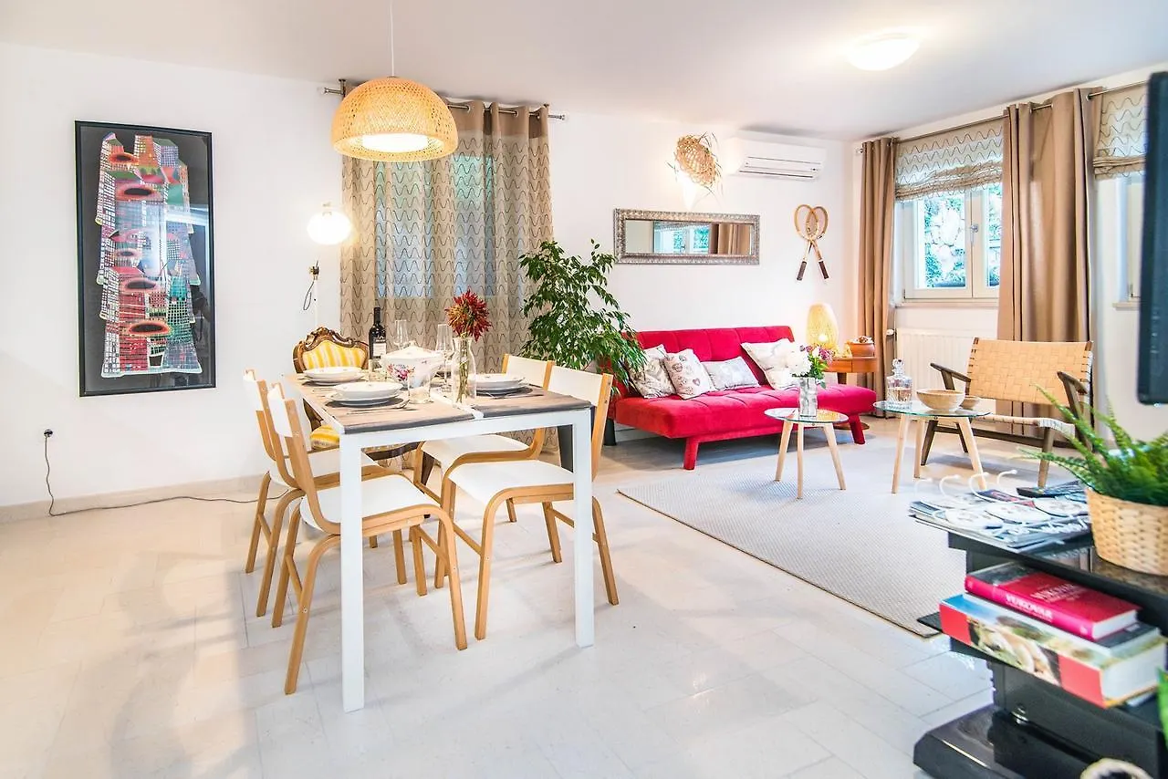 Studio Apartment In Villa Arta Lovran Croatia