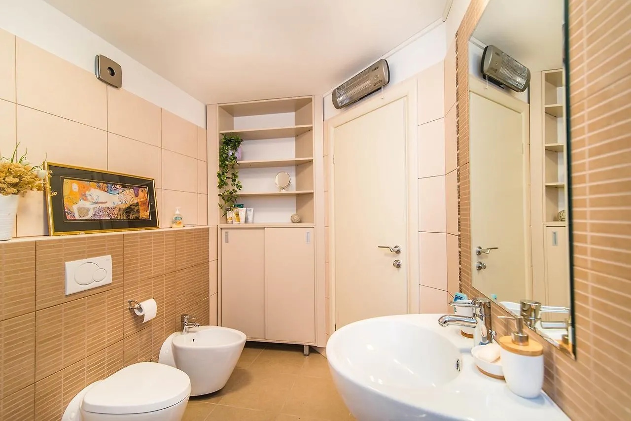 Studio Apartment In Villa Arta Lovran Croatia